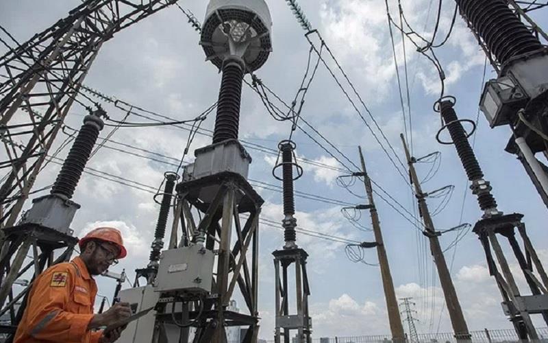  INFO BANJIR JAKARTA: Gardu Terendam, 666 Pelanggan PLN Terdampak Pemadaman Listrik