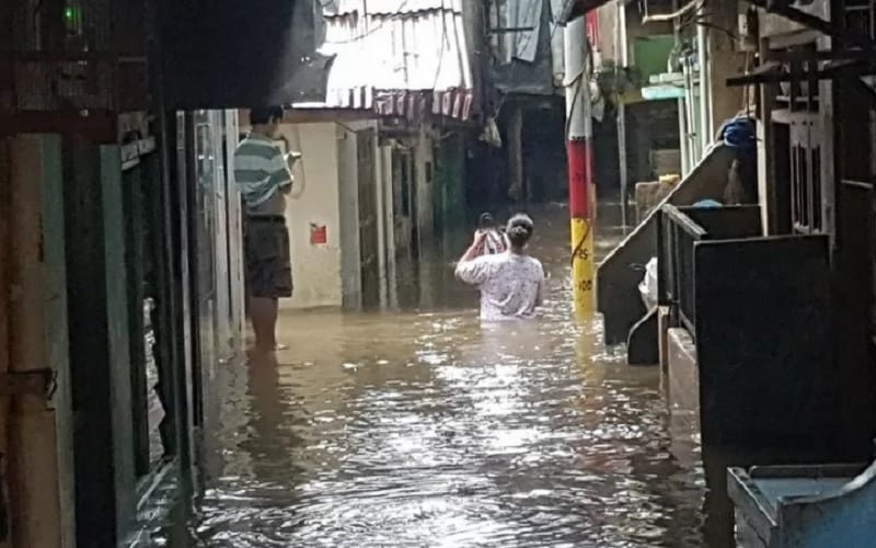  INFO BANJIR JAKARTA: Tinggi Air di Kavling DKI Seleher, Cipinang Melayu Semeter