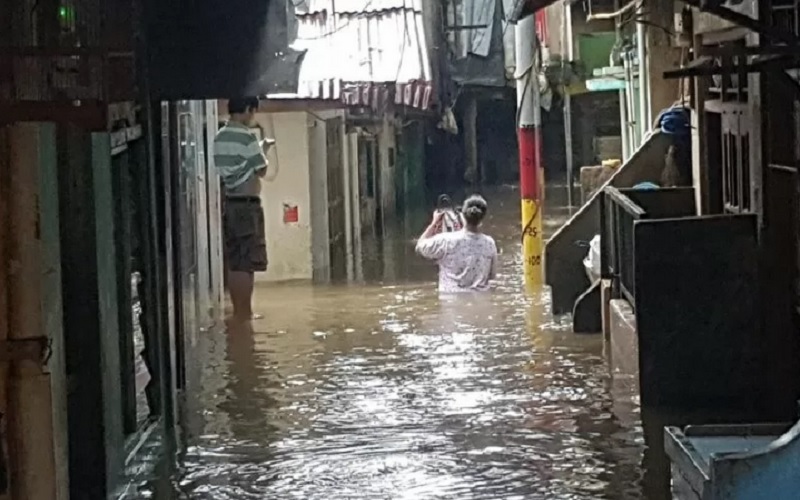  Cuaca Ekstrem Jakarta 20 Februari, Warganet Ramai Unggah Video Banjir