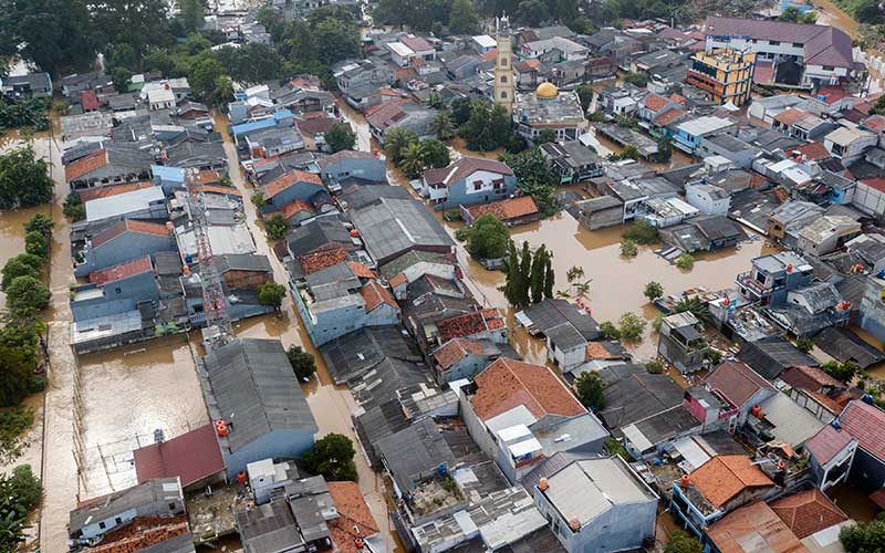  Kali Sunter di Jakarta Meluap, Ratusan Rumah Warga Terendam Banjir