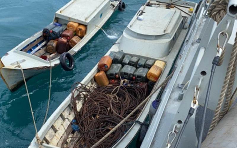  Patroli TNI AL Tangkap Pencuri di Selat Singapura