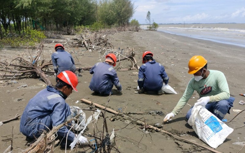  Perairan Karawang Kembali Tercemar Minyak Mentah, 120 Petugas Diturunkan
