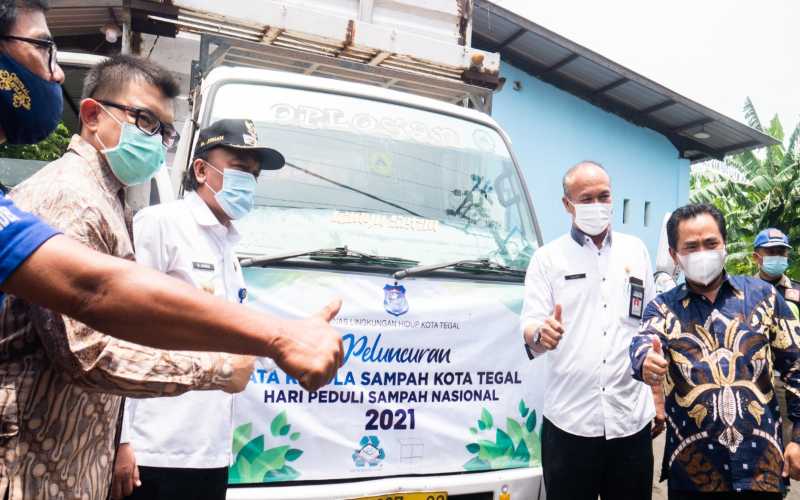  Kota Tegal Resmikan Pusat Daur Ulang di Kelurahan Mintaragen