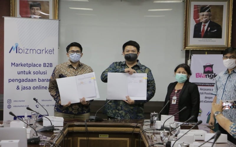  Jawa Tengah Gandeng Mbizmarket Luncurkan Jateng Blangkon 