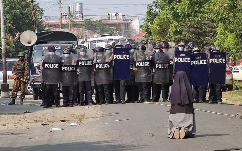  Begini Aksi Heroik Suster Ann Nu Thawng Selamatkan Pendemo di Myanmar