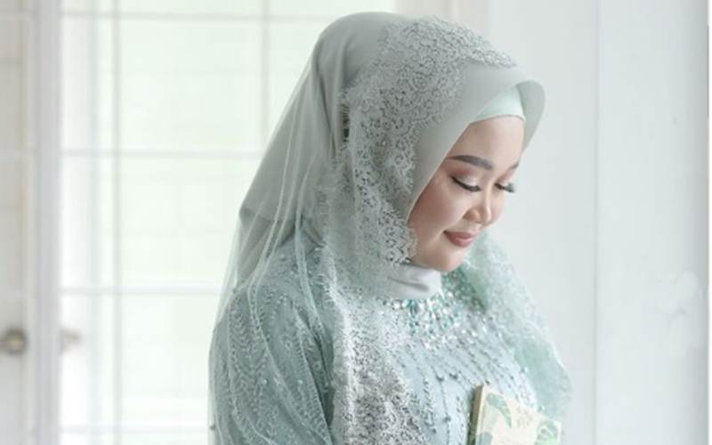  Sambil Menahan Tangis, Teddy Syach Ungkap Kondisi Rina Gunawan Sebelum Meninggal 
