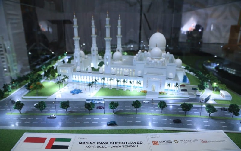  Menag Harap Masjid Raya Sheikh Zayed Solo Jadi Simbol Moderasi Beragama