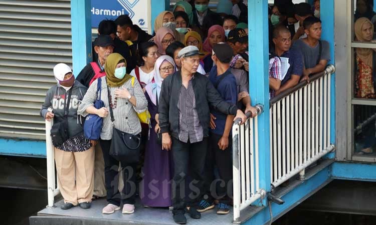 MRT & TransJakarta Mulai Integrasi, Bangun Totem di Dua Stasiun