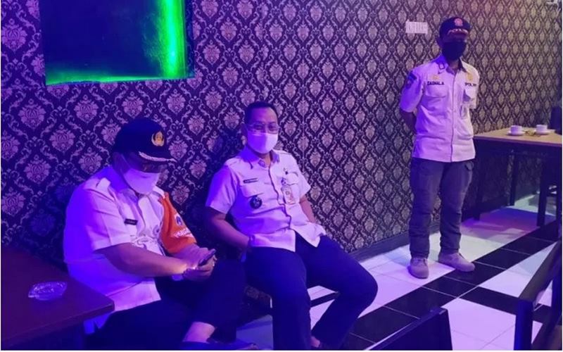  Anies Segera Izinkan Pembukaan Tempat Karaoke, Ini Syaratnya