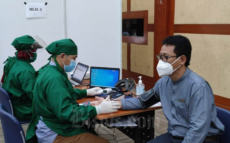  Pakar Virologi UGM: Tak Perlu Persiapan Khusus Sebelum Vaksin