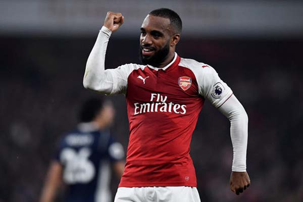  Arsenal Menang dari Tottenham, Lacazette: Kami Beruntung Dapat Penalti