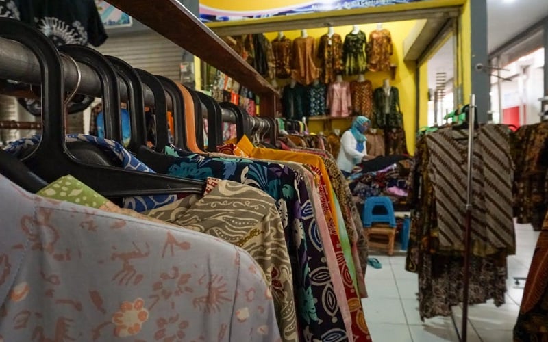  Centra Batik Trusmi Tetap Sepi, Pedagang Berharap Berkah Lebaran