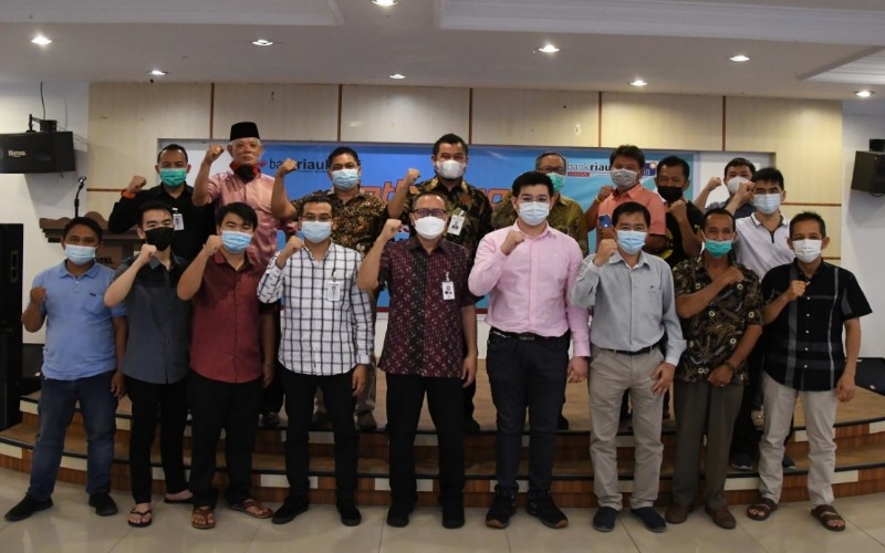 Nasabah Non Muslim Dukung Bank Riau Kepri Konversi ke Syariah