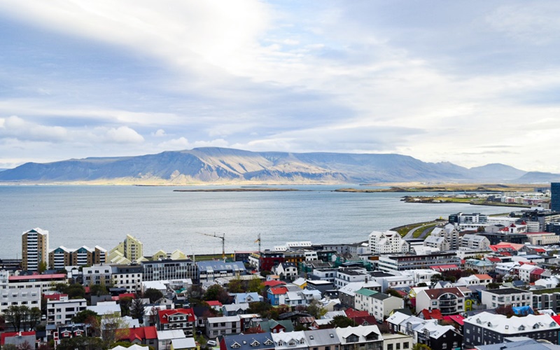  Islandia Izinkan Masuk Turis yang Sudah Disuntik Vaksin Covid-19