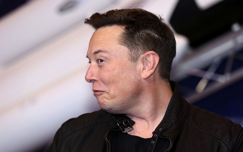 Elon Musk, pendiri SpaceX dan chief executive officer Tesla Inc., saat tiba di acara penghargaan Axel Springer di Berlin, Jerman, belum lama ini/Bloomberg