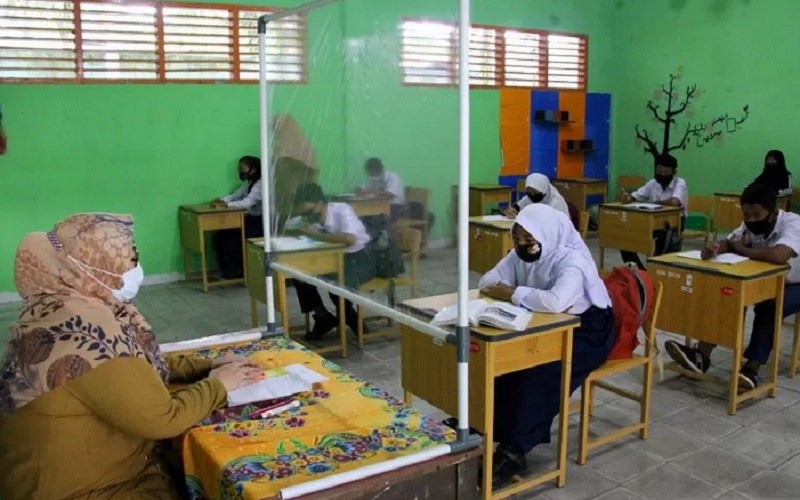  Tinggal 2 Kabupaten di Riau yang Belum Sekolah Tatap Muka