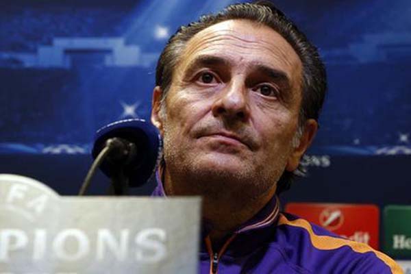  Prandelli, Mantan Pelatih Timnas Italia, Tinggalkan Fiorentina