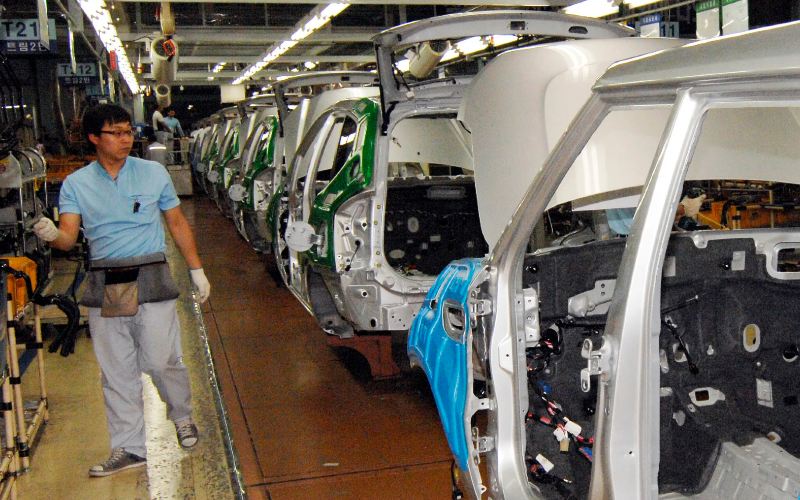  Produksi Mobil Hyundai Terancam Krisis Cip Semikonduktor 