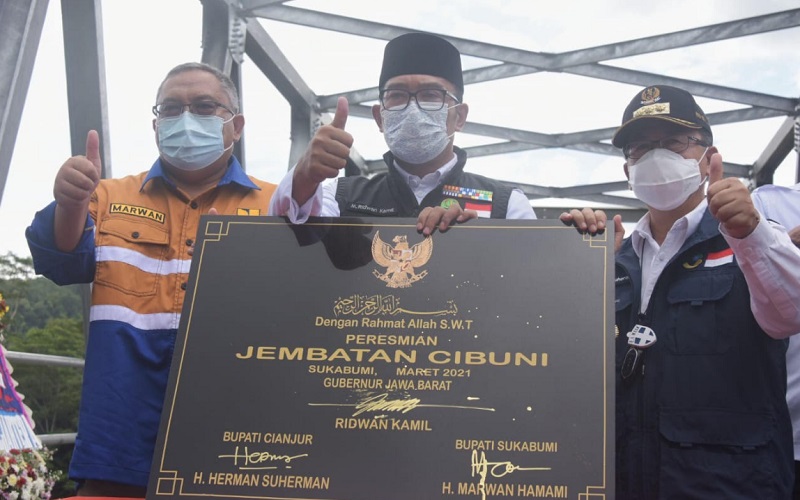  Ridwan Kamil Resmikan Jembatan Cibuni Penghubung Sukabumi-Cianjur