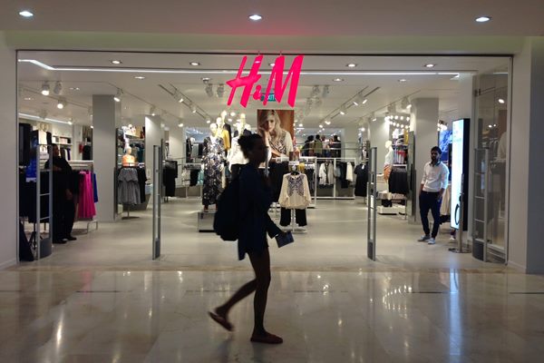  H&M Buka Gerai di Kota Palembang