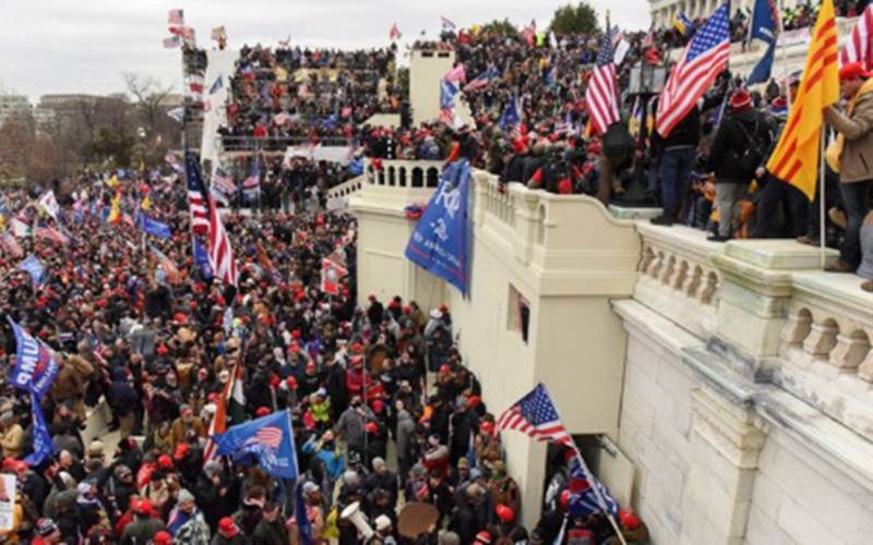  Trump Bela Penyerbu US Capitol: Mereka Bukan Ancaman 