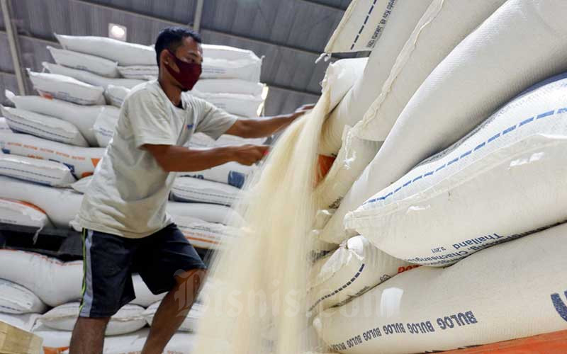  MASA PANEN MARET-MEI 2021 : Bulog Siap Serap 600.000 Ton Beras