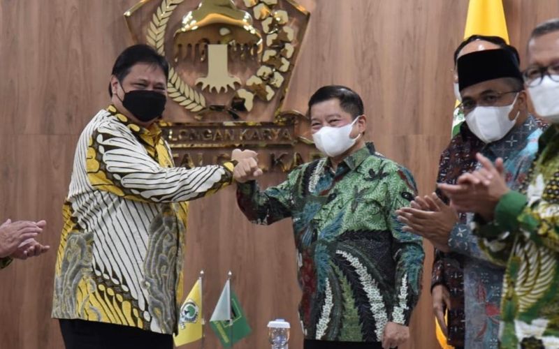  Suharso dan Airlangga Bertemu di Kantor DPP Golkar, Bahas Koalisi?