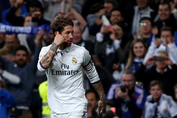 Cedera, Ramos Hampir Dipastikan Tak Bela Madrid vs Liverpool
