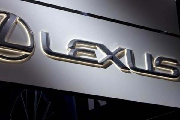  Lexus Siapkan 10 Mobil Listrik Baru hingga 2025