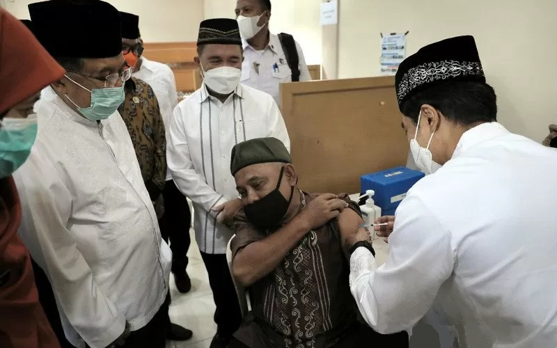  Dukung Pemerintah, JK Resmikan Gerakan Masjid Jadi Sentra Vaksinasi