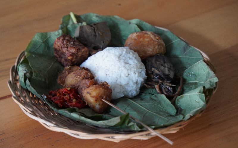  Asa untuk Nasi Jamblang dari Heritage Port Cirebon