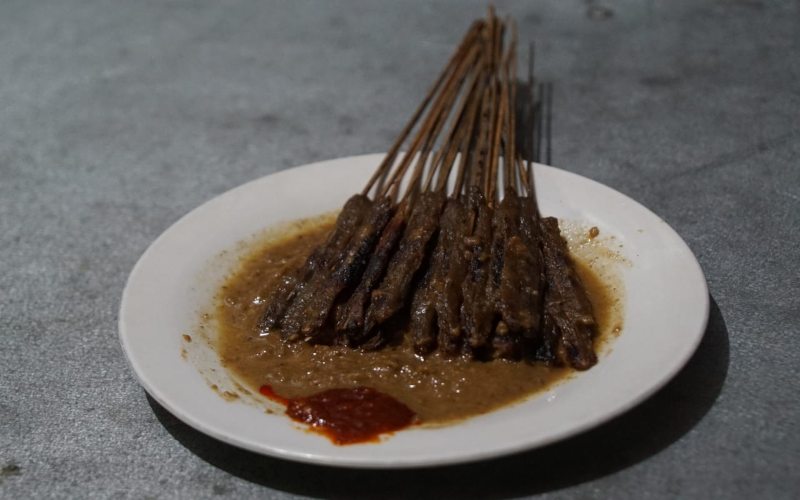  Sate Kalong, Makanan Unik di Malam Hari Khas Cirebon 