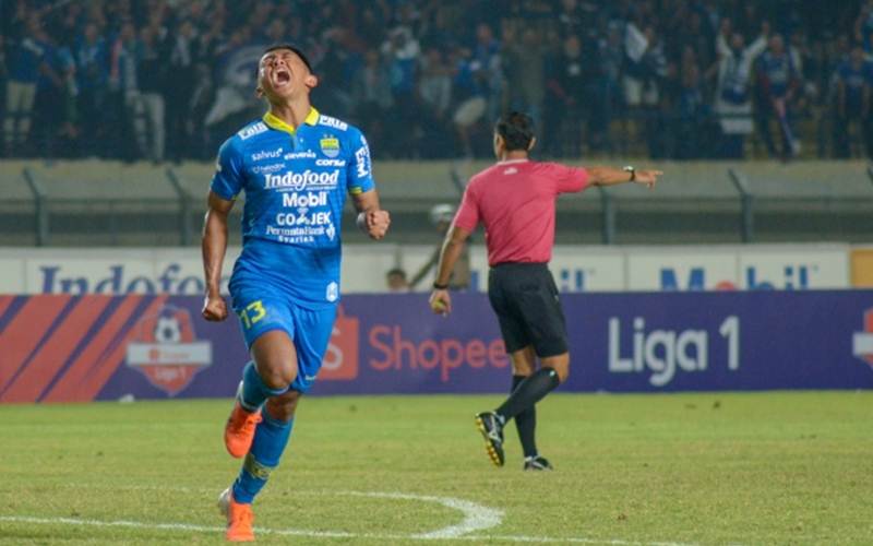  Persib Tumbangkan Persebaya, Febri Haryadi Fokus Amankan Tiket Final