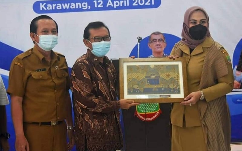  Karawang Gandeng Perusahaan Ritel Pasarkan Produk Unggulan UMKM