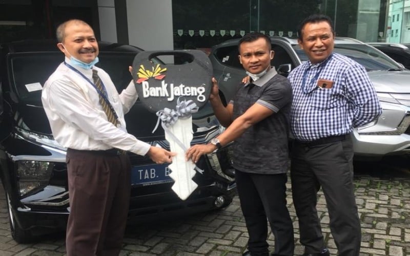  Nasabah Bank Jateng Dapat Hadiah Mobil