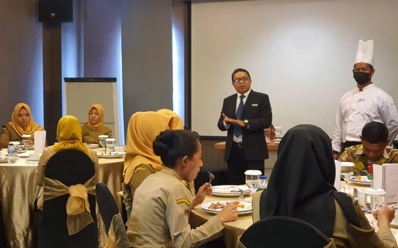  18 Pegawai Pramusaji Pemkab Purwakarta Ikuti Pendidikan Upgrading Skills