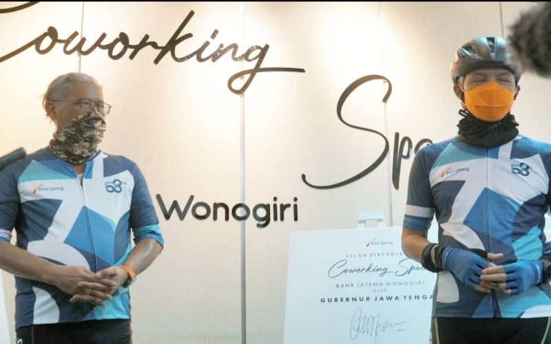  Ganjar Pranowo Resmikan Co-Working Space Bank Jateng Cabang Wonogiri