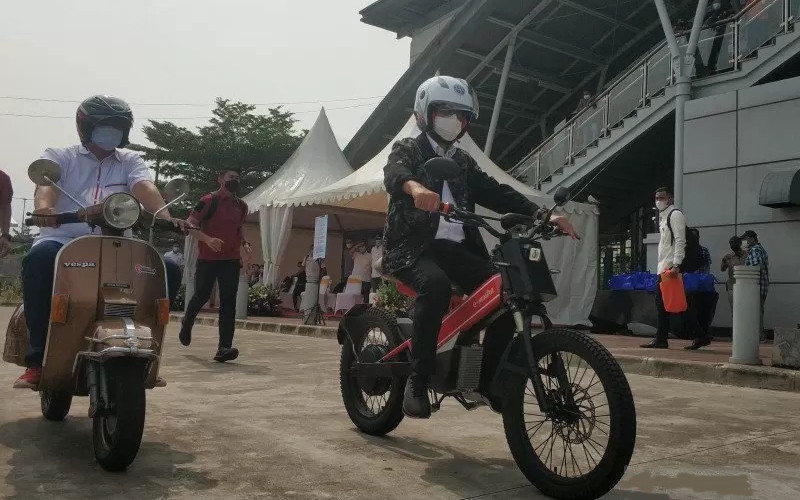  Kemenhub Arahkan Kendaraan Listrik Jadi Kebutuhan Massal