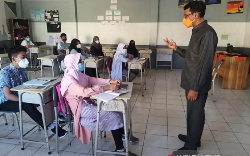  Pemkab Garut Evaluasi Uji Coba Pembelajaran Tatap Muka