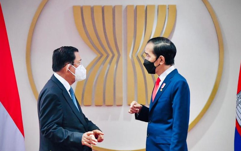  Presiden Jokowi Bertemu PM Kamboja, Ini 4 Isu Penting yang Dibahas