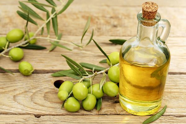  4 Manfaat Minyak Zaitun untuk Kesehatan dan Kecantikan Kulit