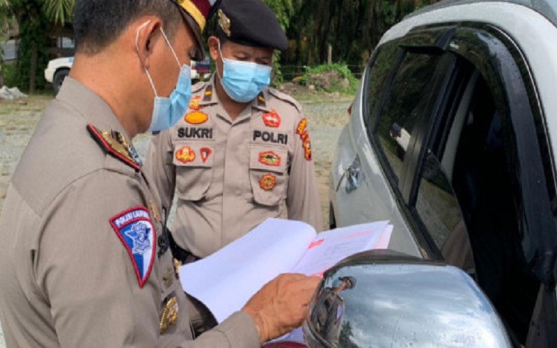  Polres Inhil Lakukan Penyekatan Mudik di Perbatasan Riau-Jambi