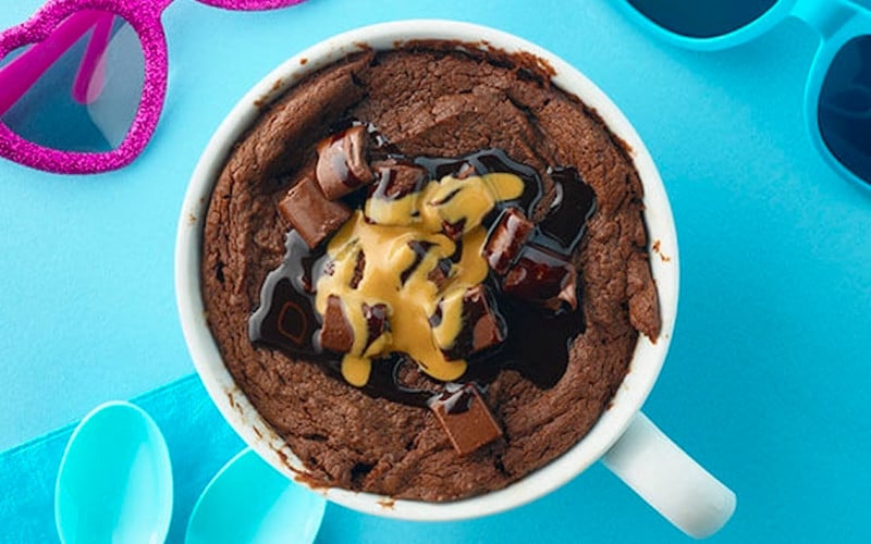  Menu Ramadhan Chocolate Peanut Butter Mug Cake, Bikin Cukup 10 Menit