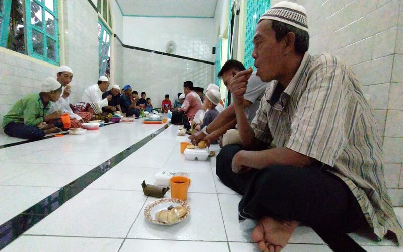  Berbuka Kopi Arab, Tradisi Ramadan di Masjid Layur Semarang