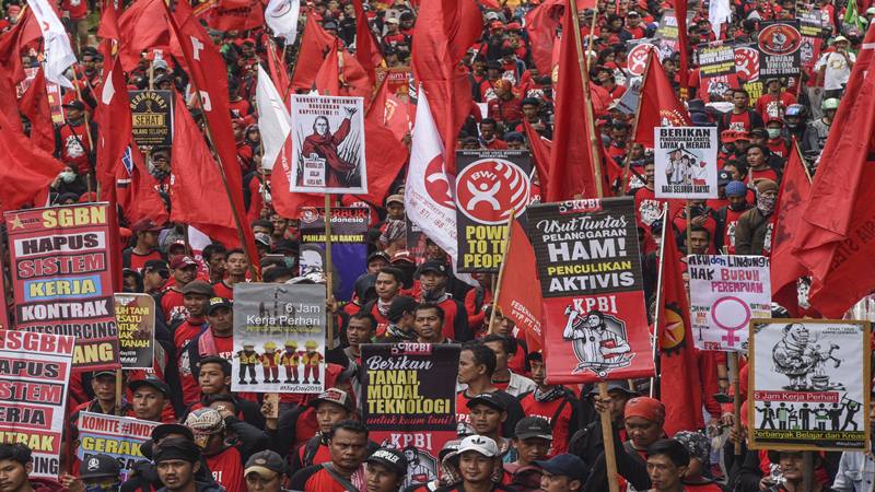  May Day, Aksi Buruh di 15 Provinsi Tuntut Pencabutan UU Cipta Kerja