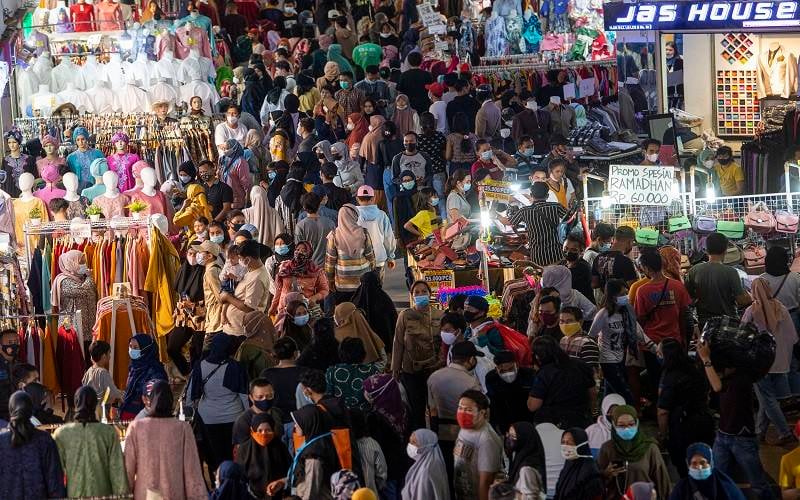  Anies Baswedan: Pengendalian Pengunjung Diperketat di Setiap Kawasan Pasar di Jakarta