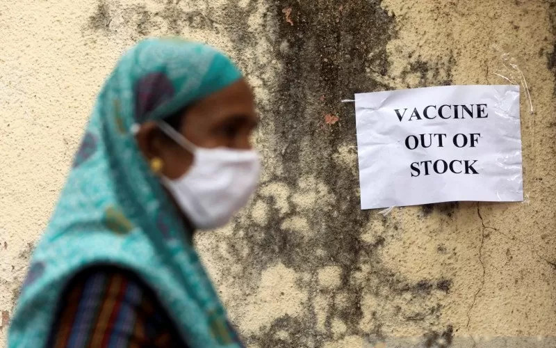 Kekurangan Vaksin, India Kian Terpukul Covid-19