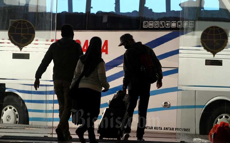  Menhub Budi: Bus Stiker Khusus, Tidak Layani Pemudik!