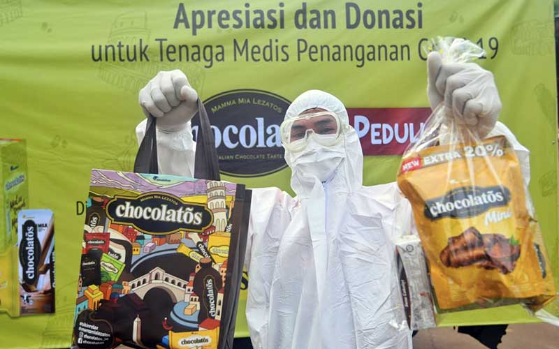  GarudaFood Melalui Kegiatan Chocolatos Peduli Serahkan Donasi Untuk Tenaga Medis