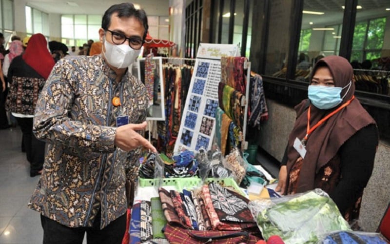  Dukung UMKM, Pos Indonesia Gelar \'Gebyar Ramadhan\'